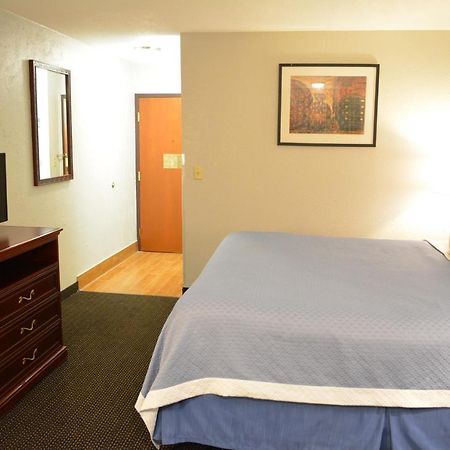 Days Inn By Wyndham West Des Moines Zewnętrze zdjęcie